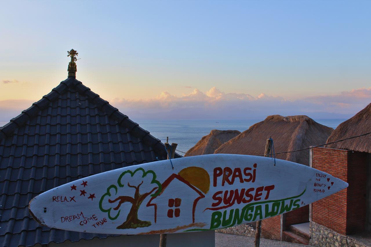 Prasi Sunset Bungalows Toyapakeh Zewnętrze zdjęcie